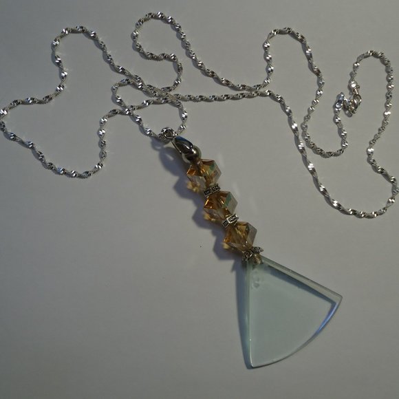 Magnifying Glass Triangle Shape Champagne Crystal Handle Pendant Necklace - Picture 4 of 11